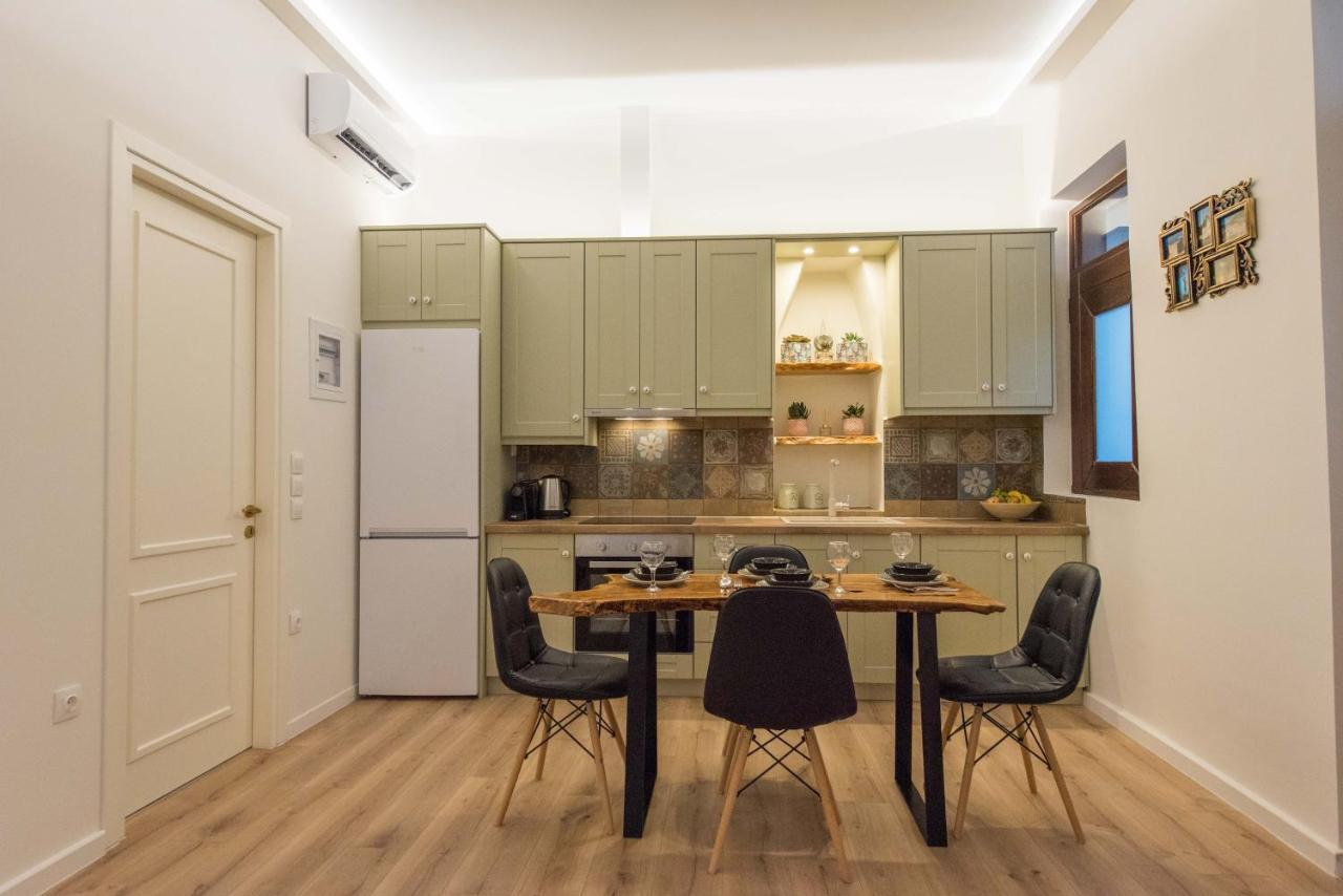 1571_ Suites A2 Návpaktos Eksteriør bilde